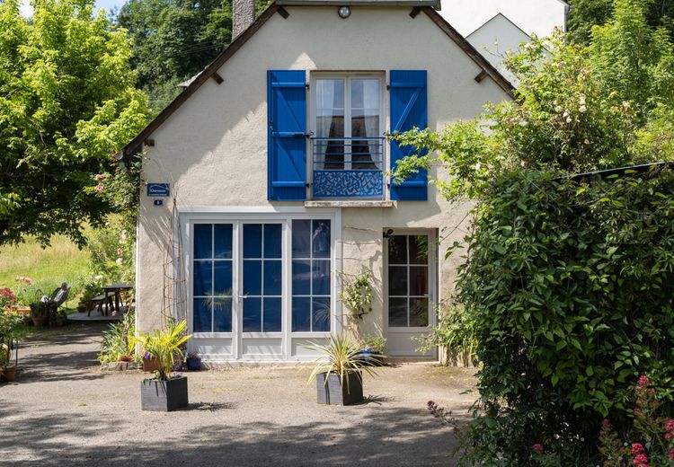Pictures of Colette C.'s house