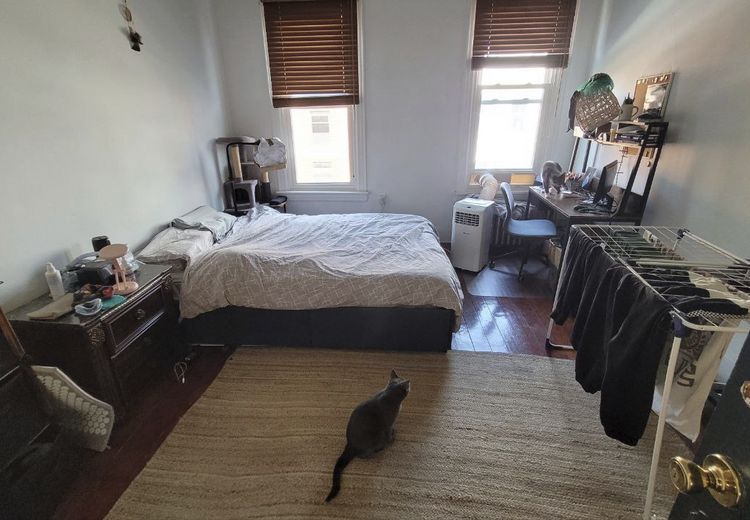 Pictures of Benjamin P.'s house