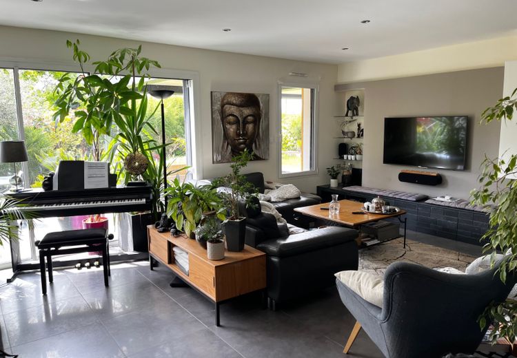 Pictures of Julien&Annelise's house
