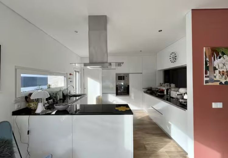 Pictures of Marie Dominique 's house