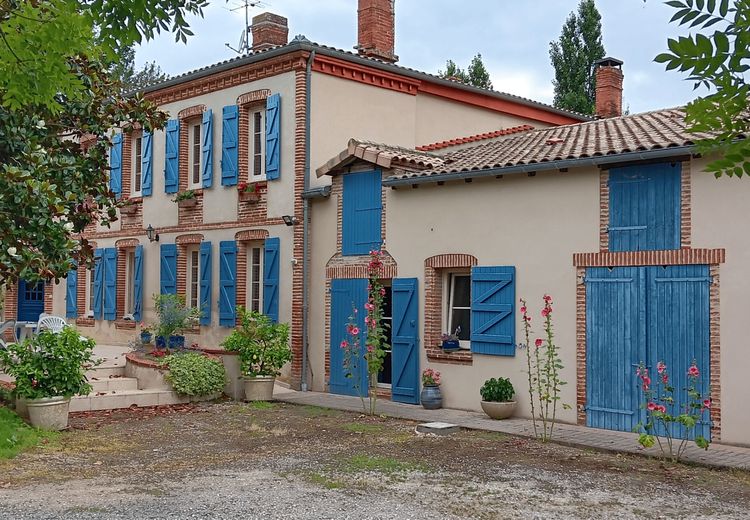 Pictures of Anne-Marie's house