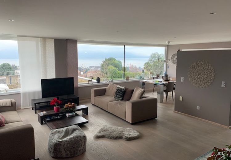 Pictures of Marie-Noelle S.'s house