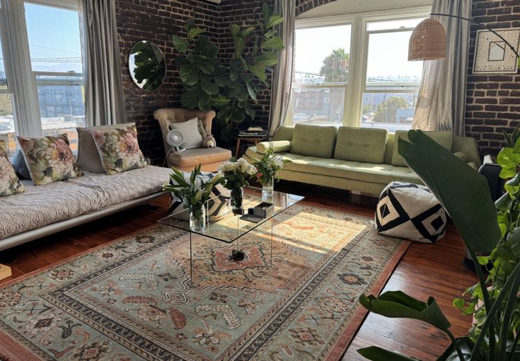 Pictures of Cassandra L.'s house