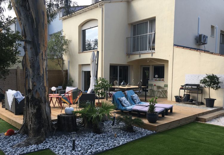 Pictures of Vicky M.'s house