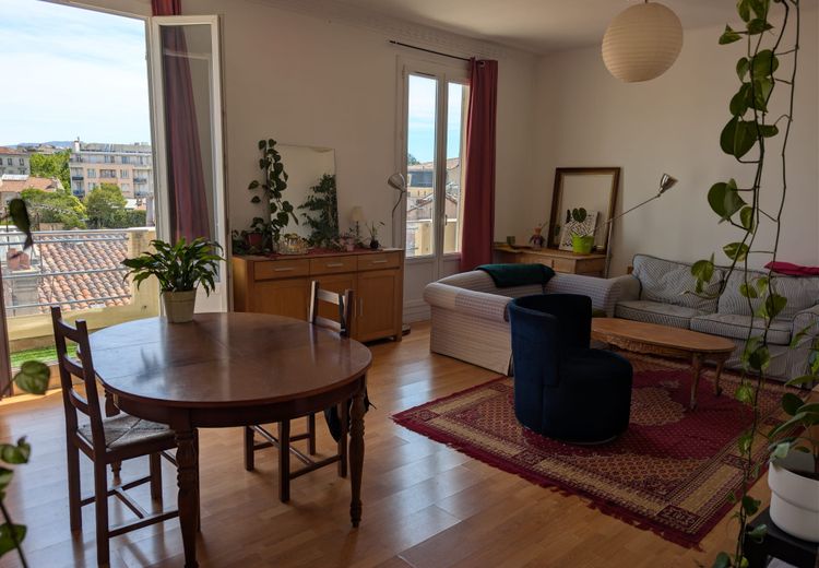 Pictures of Saphir's house