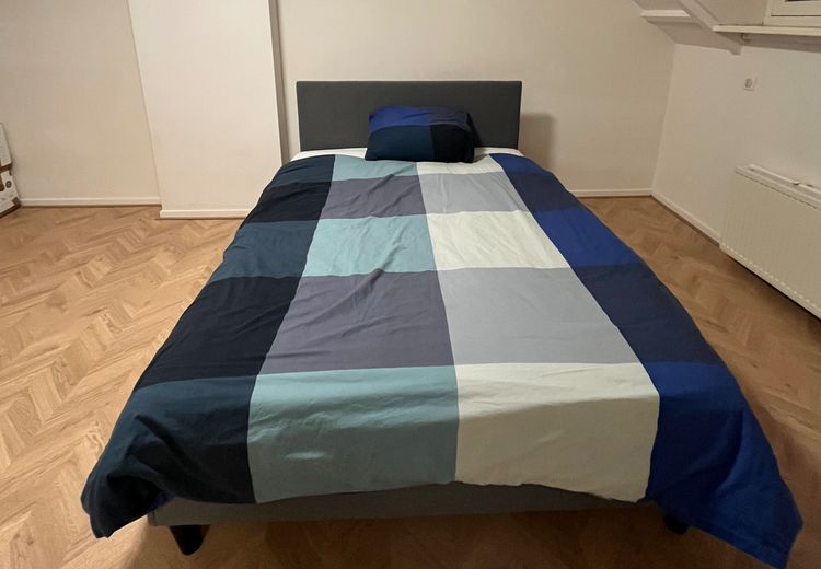 Pictures of Julia R.'s house