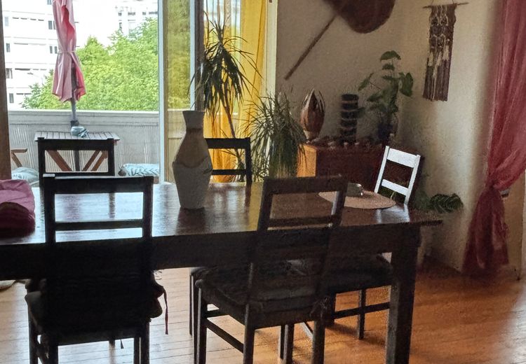 Pictures of SOPHIE V.'s house