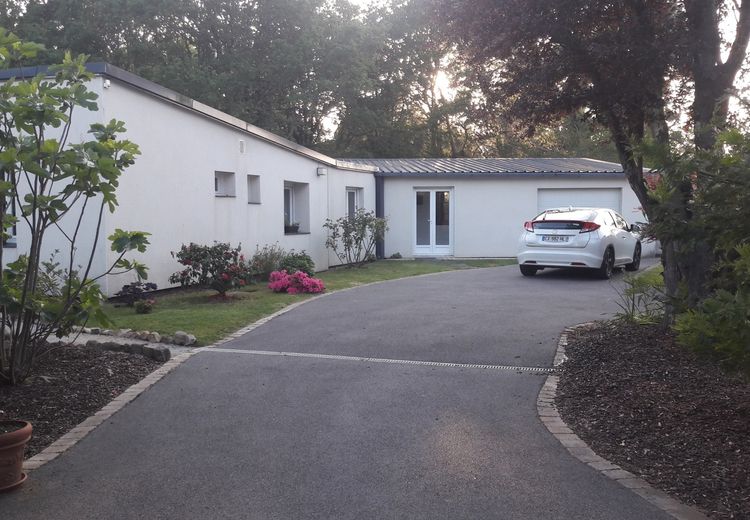 Pictures of Christiane B.'s house