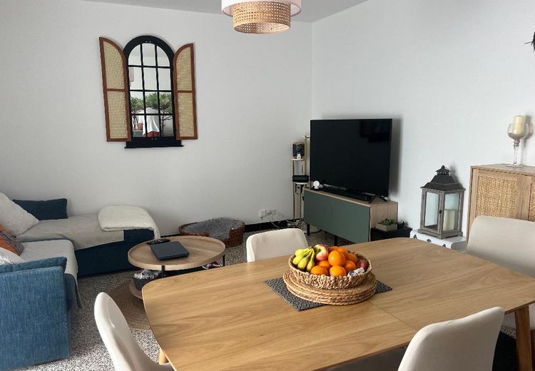Pictures of ISABELLE M.'s house