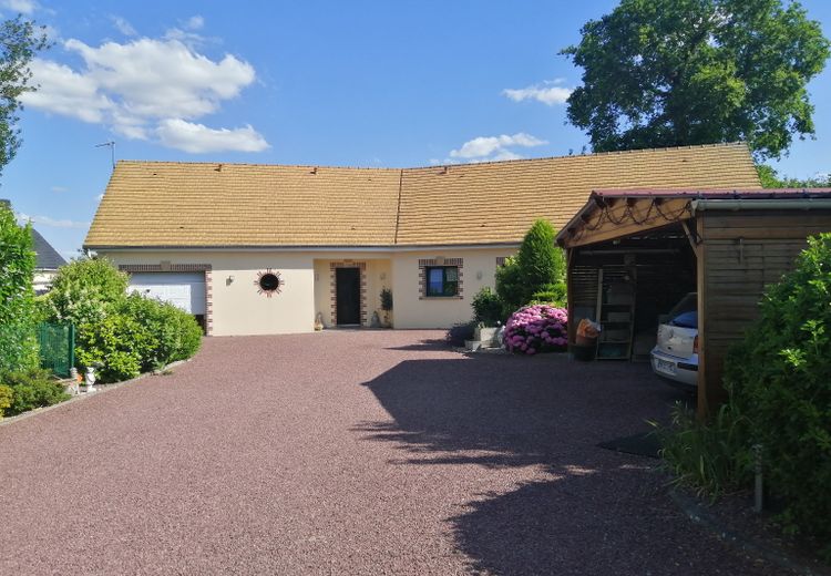 Pictures of Jean J.'s house