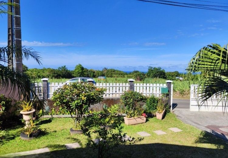 Pictures of Christine O.'s house