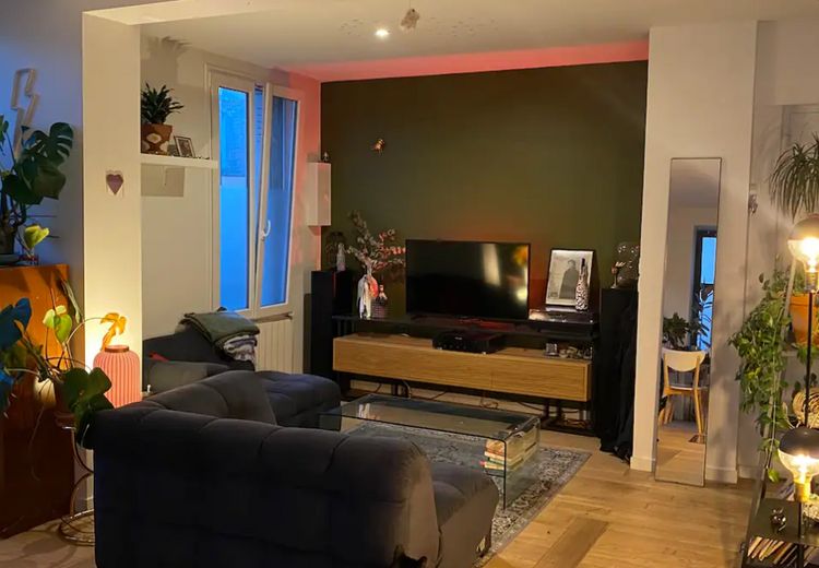 Pictures of Clara S.'s house