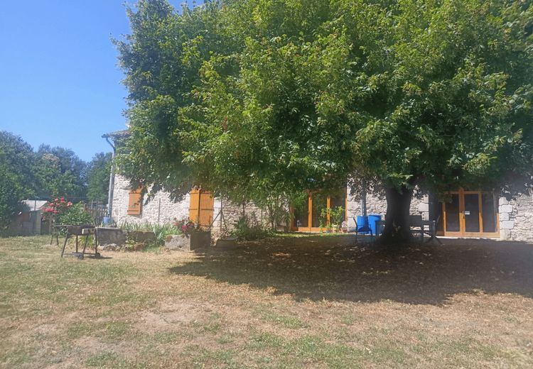 Pictures of Coraline V.'s house