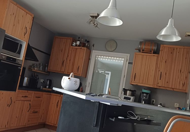 Pictures of Corine G.'s house