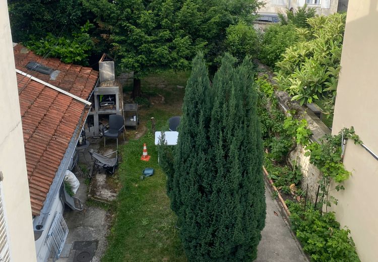 Pictures of EMILIE V.'s house