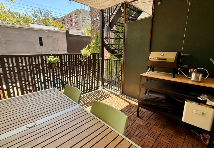 Pictures of Edouard's house