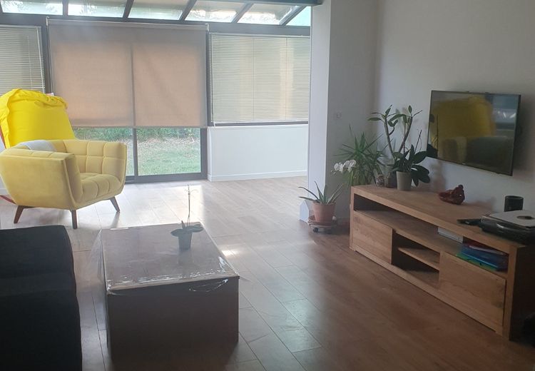 Fotos von Dora J. Haus