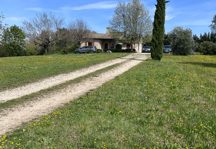 Pictures of Myriam M.'s house