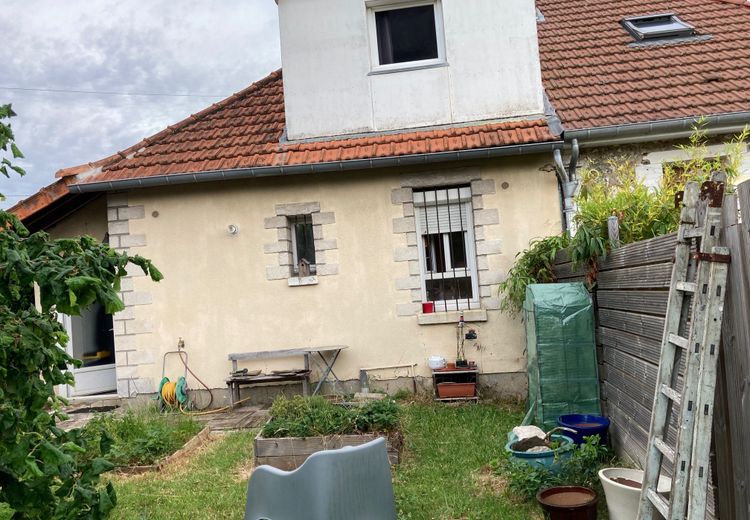 Pictures of Anne's house