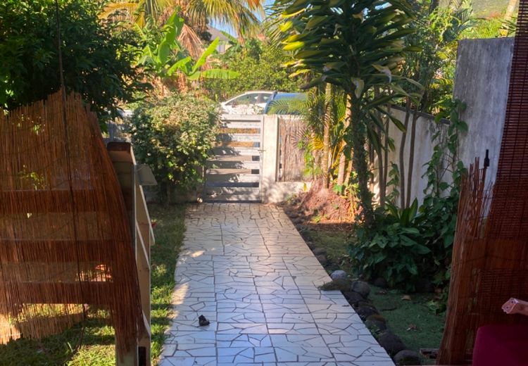 Pictures of Mireille's house