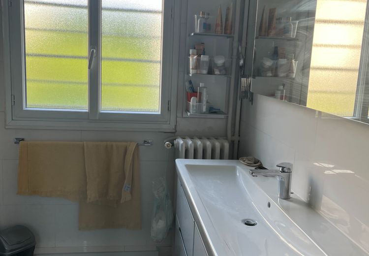 Pictures of BLANCHE's house