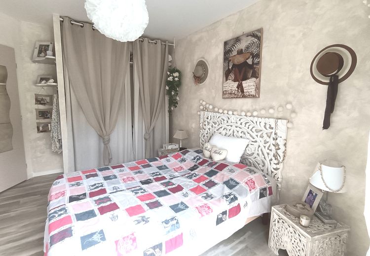 Pictures of PASCALE's house