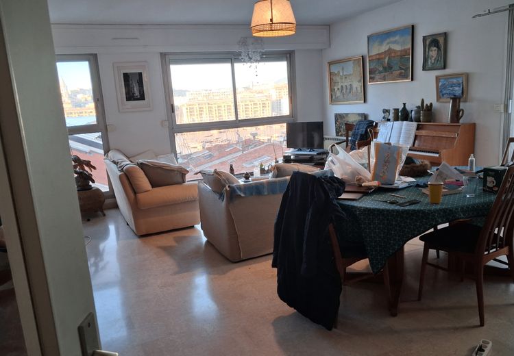 Pictures of Anne Marie's house
