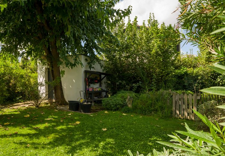 Pictures of Caroline H.'s house