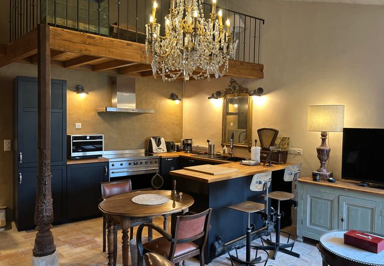 Pictures of Dominique's house