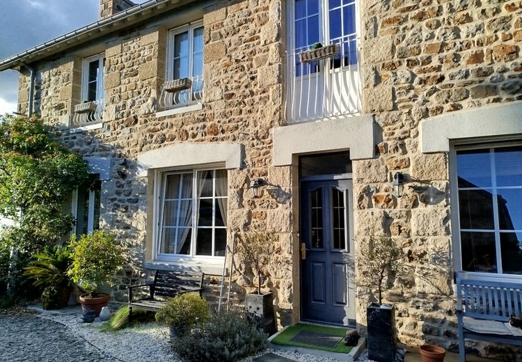 Pictures of Catherine2's house