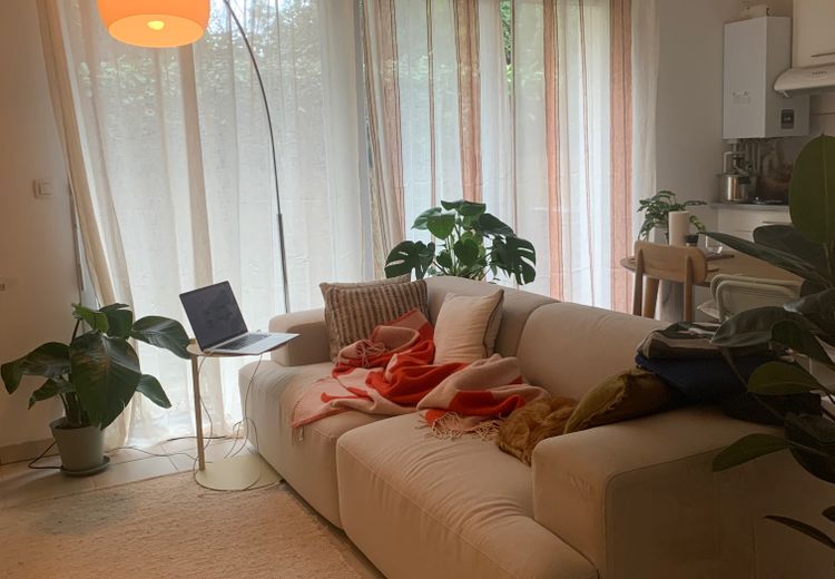 Pictures of Eléonore's house