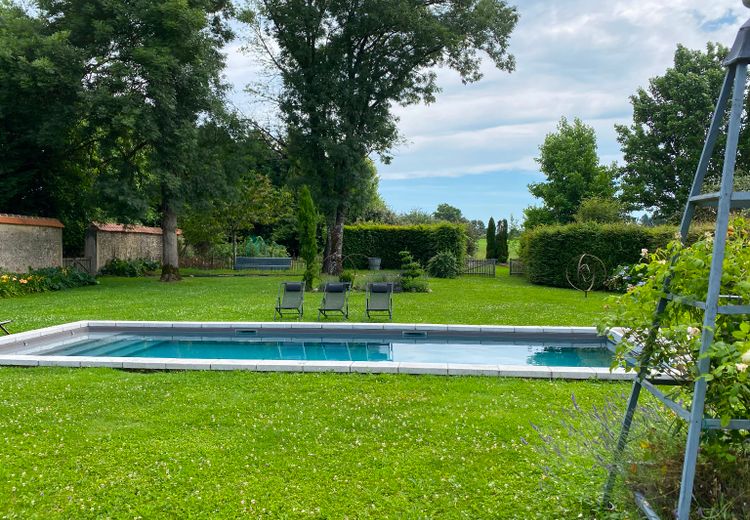 Pictures of Brigitte M.'s house