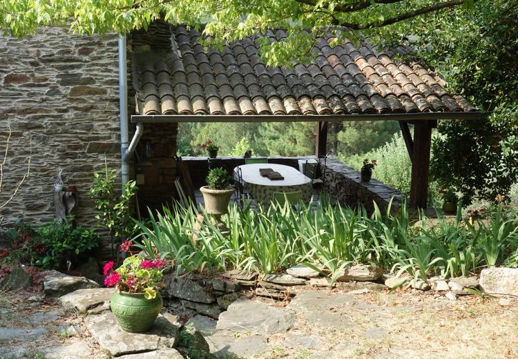 Pictures of Anne B.'s house