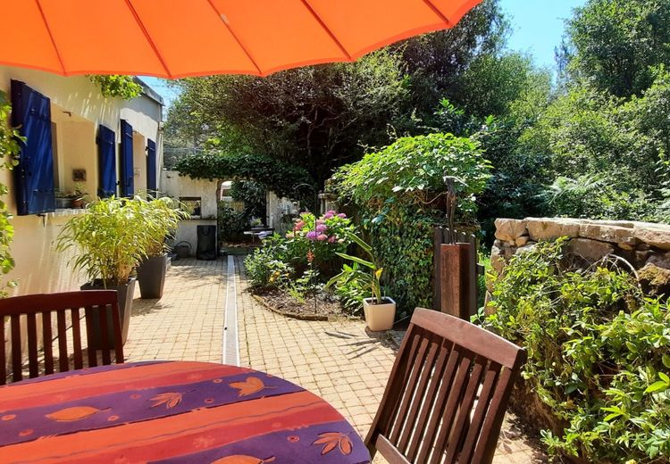 Pictures of Christiane B.'s house