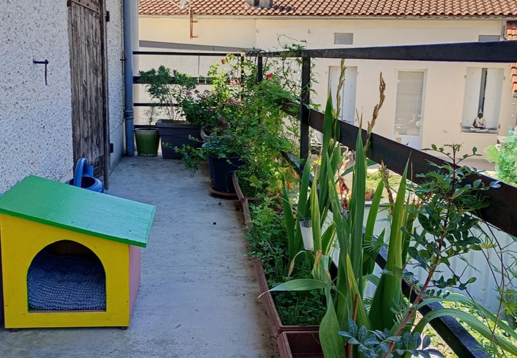 Pictures of SYLVIE's house