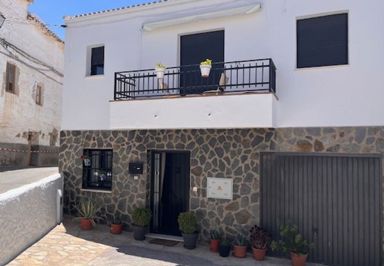 Pictures of Viv's house