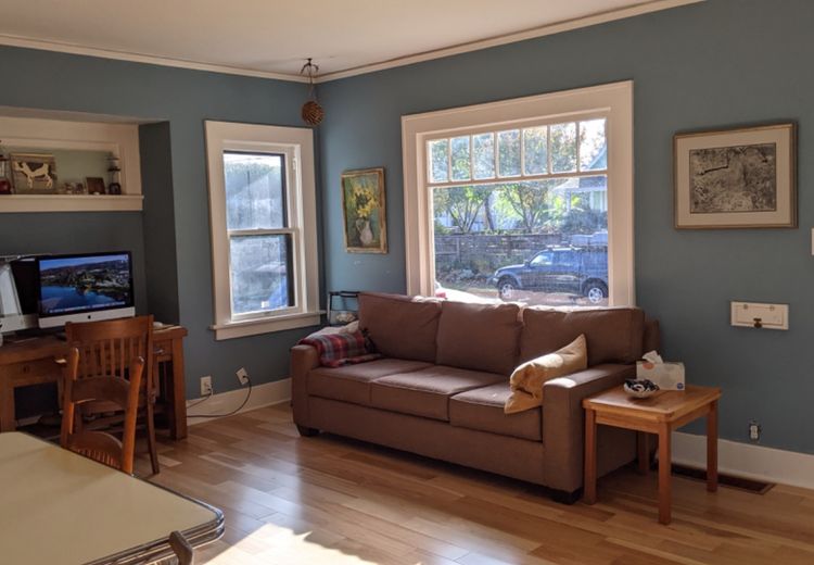 Pictures of Laura B.'s house