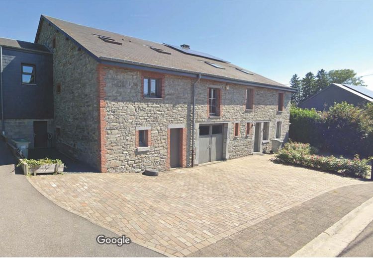 Pictures of Brigitte C.'s house