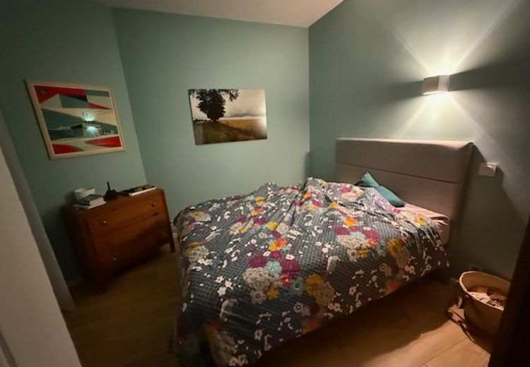Pictures of Delphine L.'s house