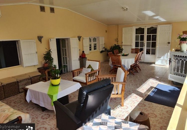 Pictures of Christine O.'s house