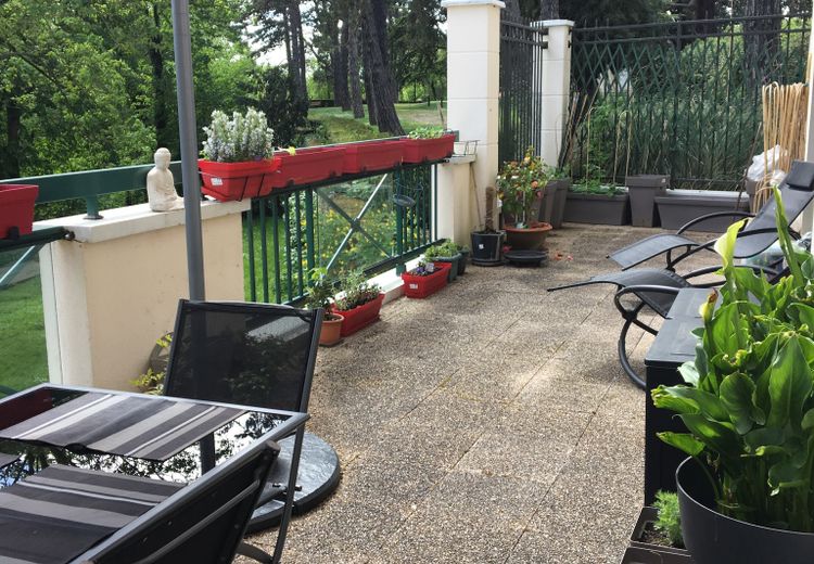 Pictures of Julia A.'s house