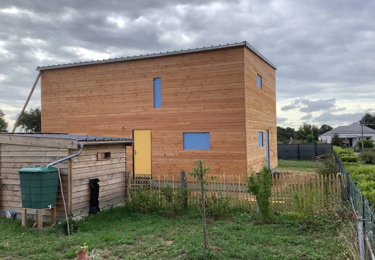 Pictures of Cécile C.'s house