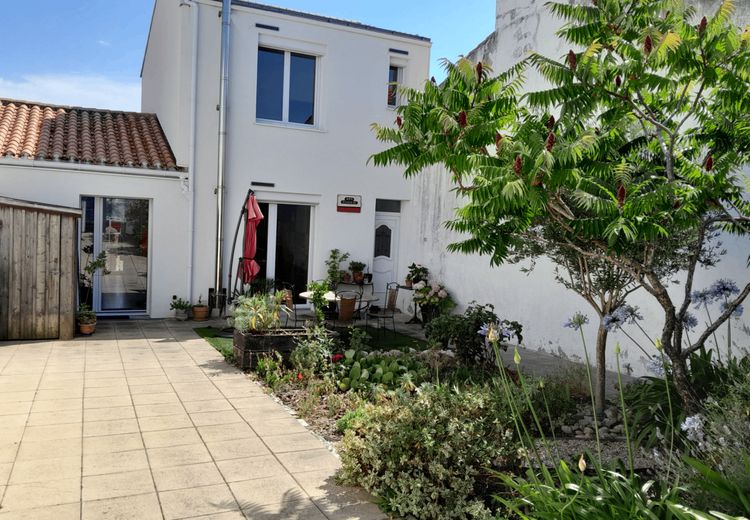 Pictures of alex's house