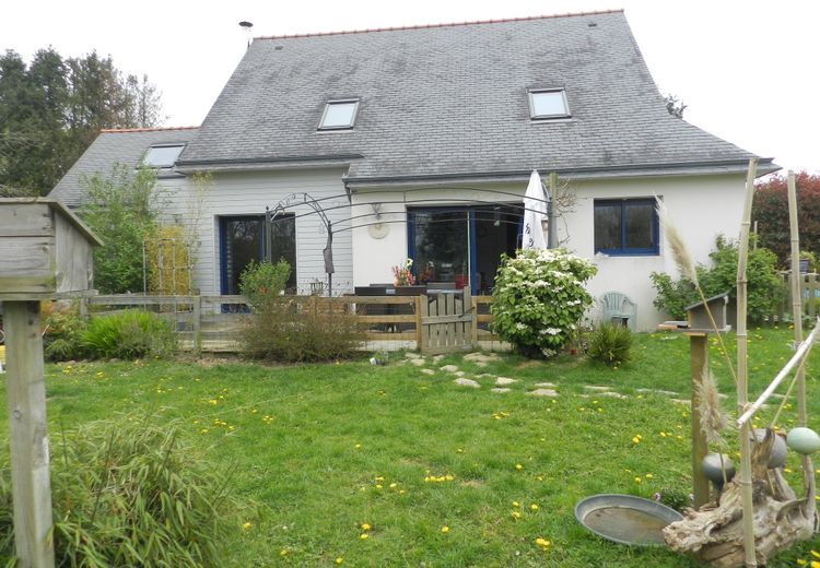 Pictures of Catherine S.'s house