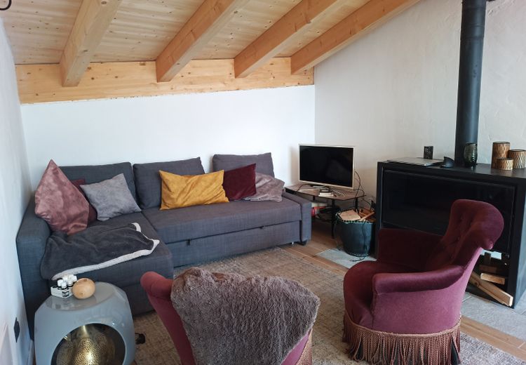 Pictures of Alice A.'s house