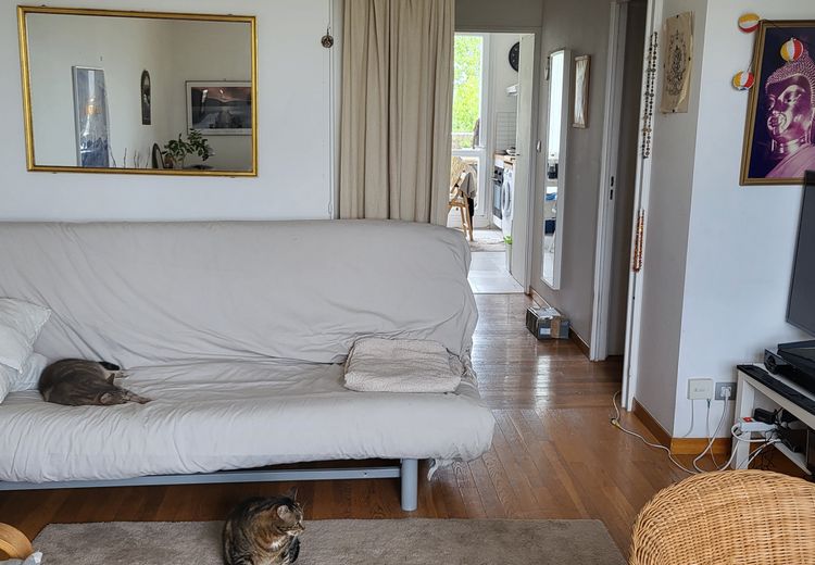 Pictures of Laurence B.'s house