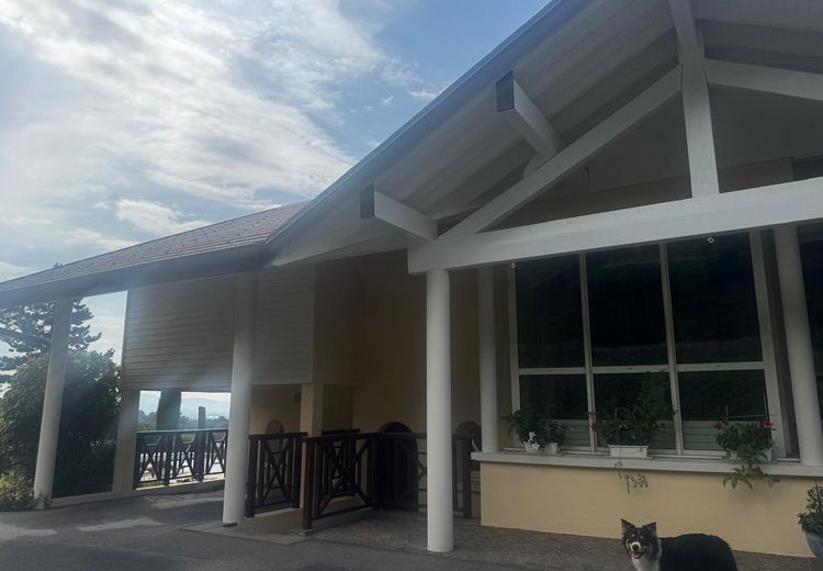 Pictures of Elisabeth G.'s house