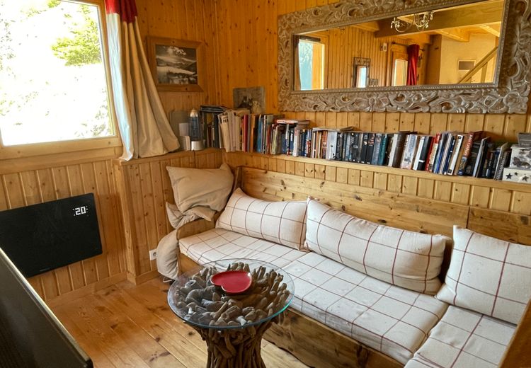 Pictures of Sarah F.'s house