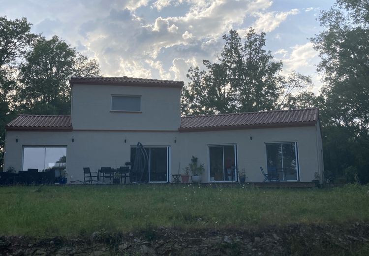Pictures of NATHALIE M.'s house