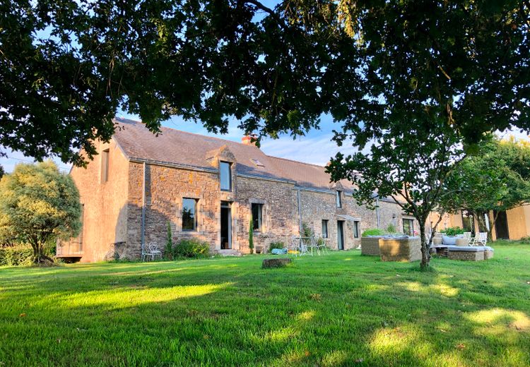 Pictures of Jean-Pierre P.'s house